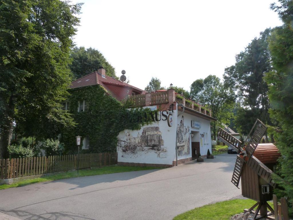 Landhaus Dargelin Ξενοδοχείο Behrenhoff Εξωτερικό φωτογραφία