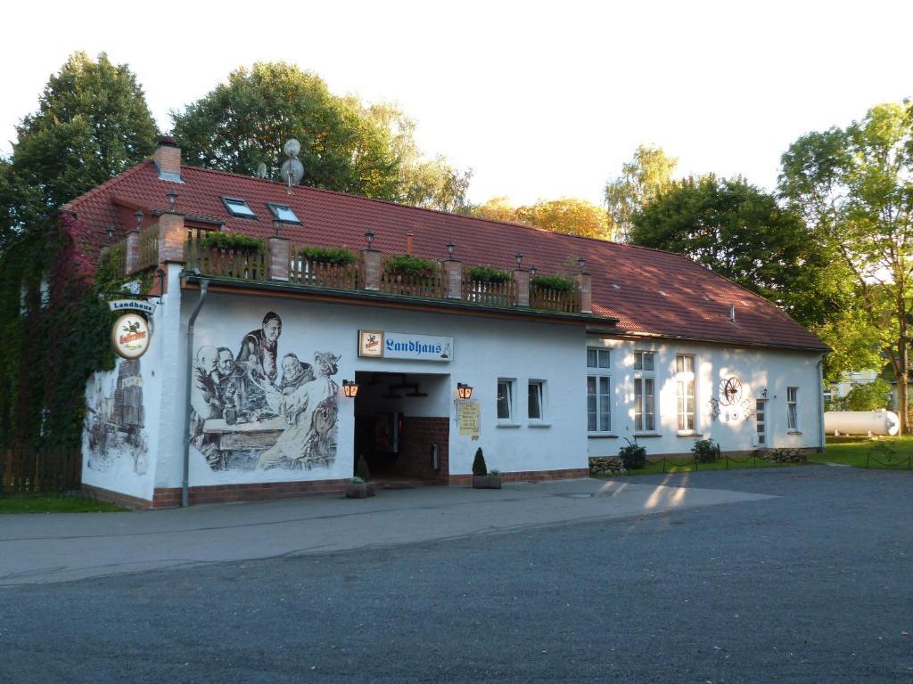 Landhaus Dargelin Ξενοδοχείο Behrenhoff Εξωτερικό φωτογραφία